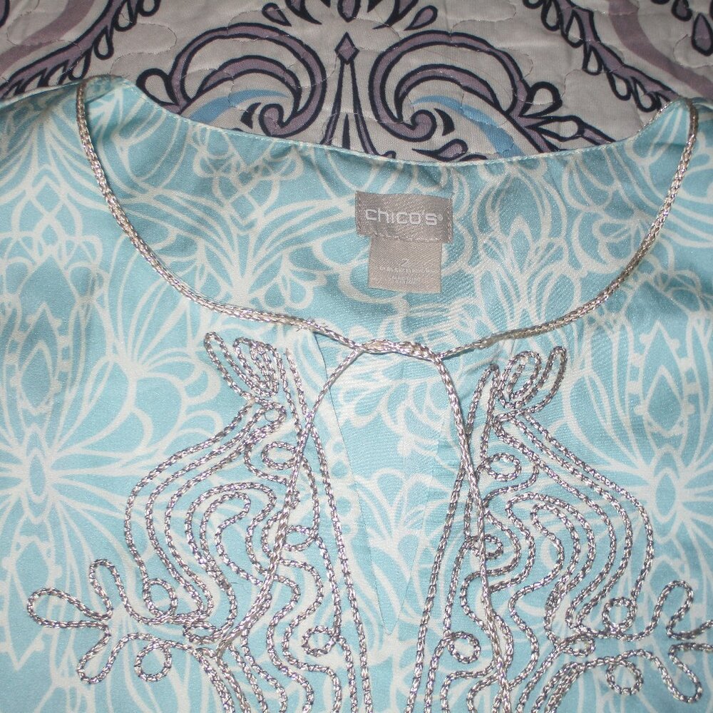 Chicos Split Neck Pullover Tunic Mirrored Scroll … - image 4